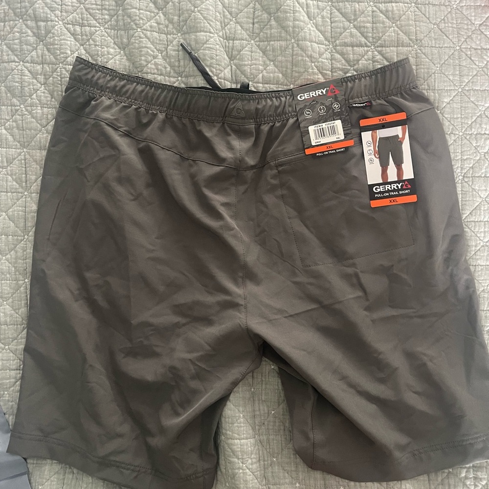 NWT Gerry Pull on Trail Shorts